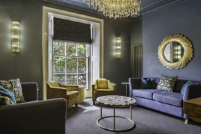 Clifton 32 - Duplex Apartment - Hopewell